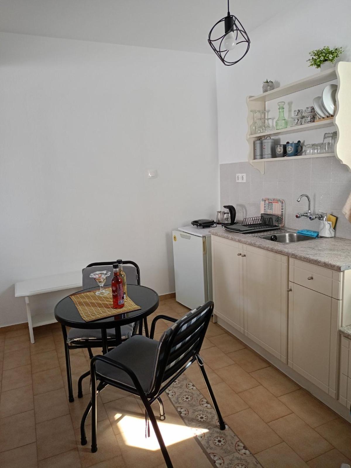 Astra Apartment